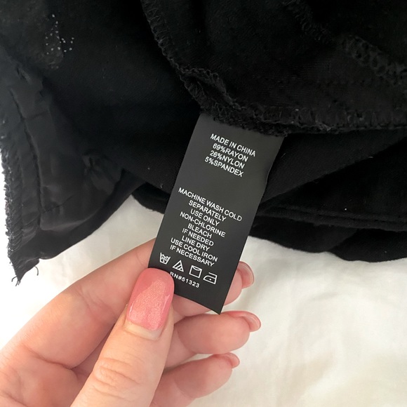 Vince Camuto Women’s Stretch Dress Pants - 4 - Black - RN 51323 - Picture 6 of 9